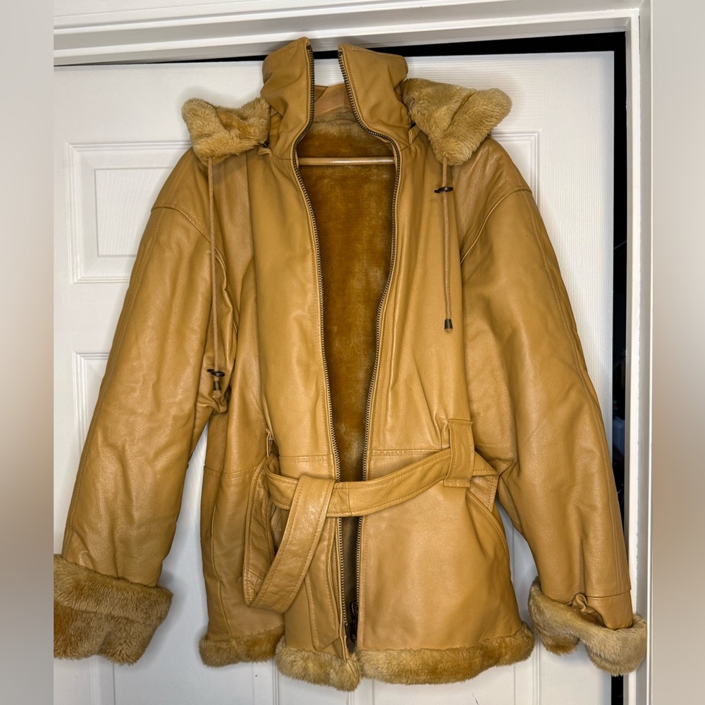 WILDA vintage camel/tan faux fur lined hooded jacket coat with belt